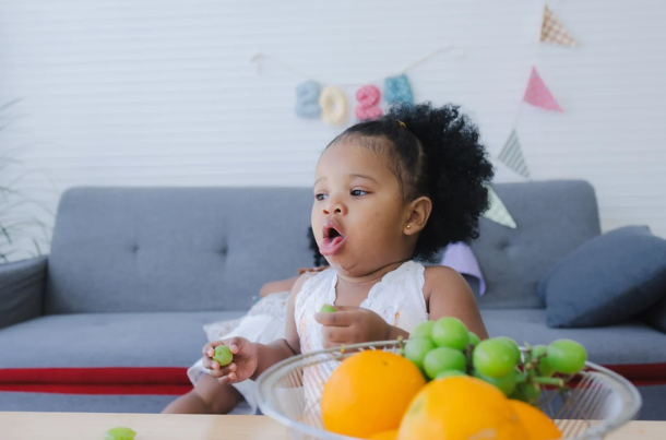 Child Swallows Food Without Chewing