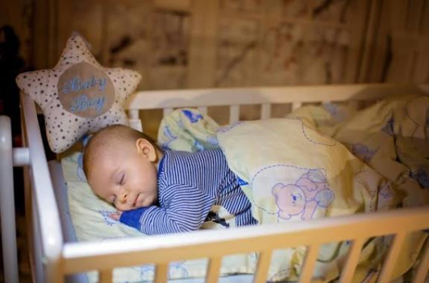When Can Babies Sleep on Their Side