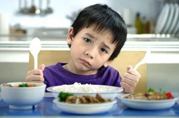 Child Swallows Food Without Chewing